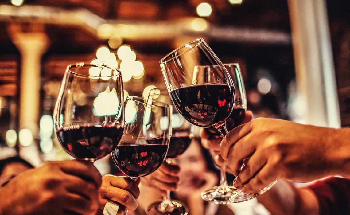 How to Start Drinking Wine: Beginner’s Guide to Wines